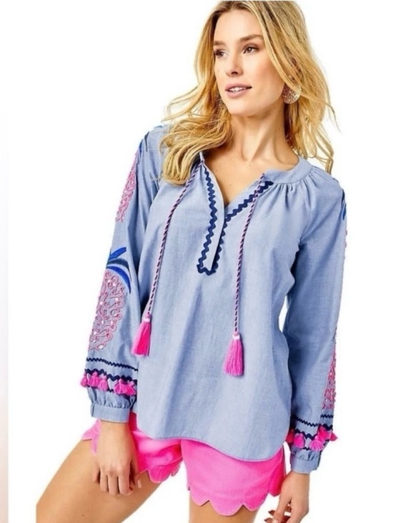 Lilly Pulitzer Tops - EUC Lilly Pulitzer Light Blue Embroidered Tunic with Pink Tassels